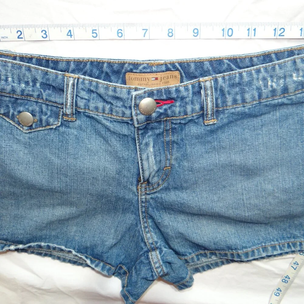 Tommy Jeans Women's Denim Shorts Size 5‎